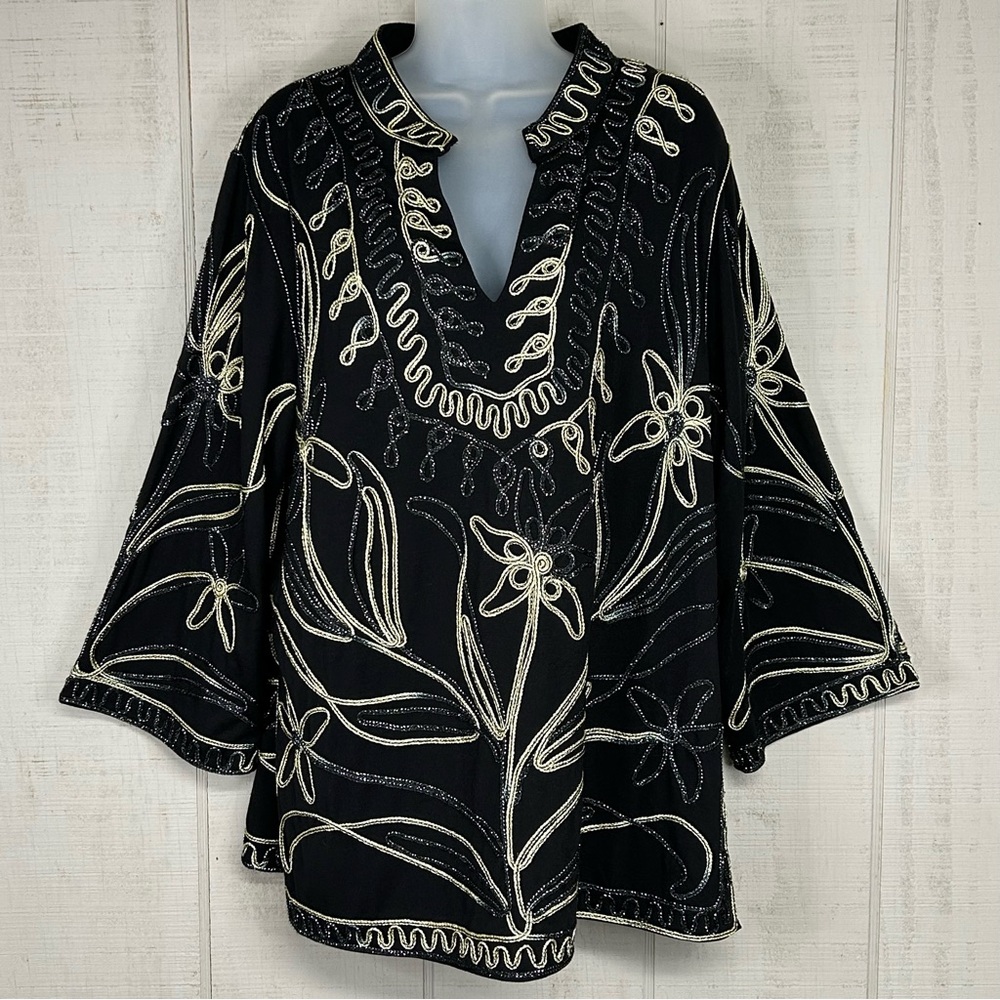 Carole Little Women Floral Embroidered Top Sz 1X V‎ Neck Metallic Artsy Event